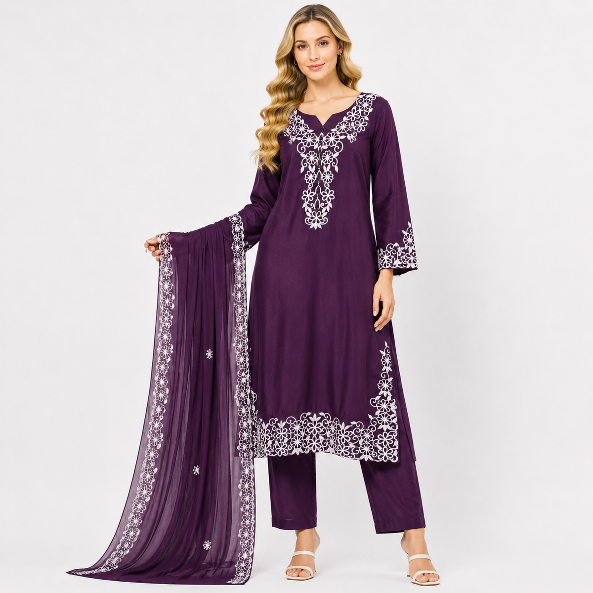Embroidery SUIT PLUS