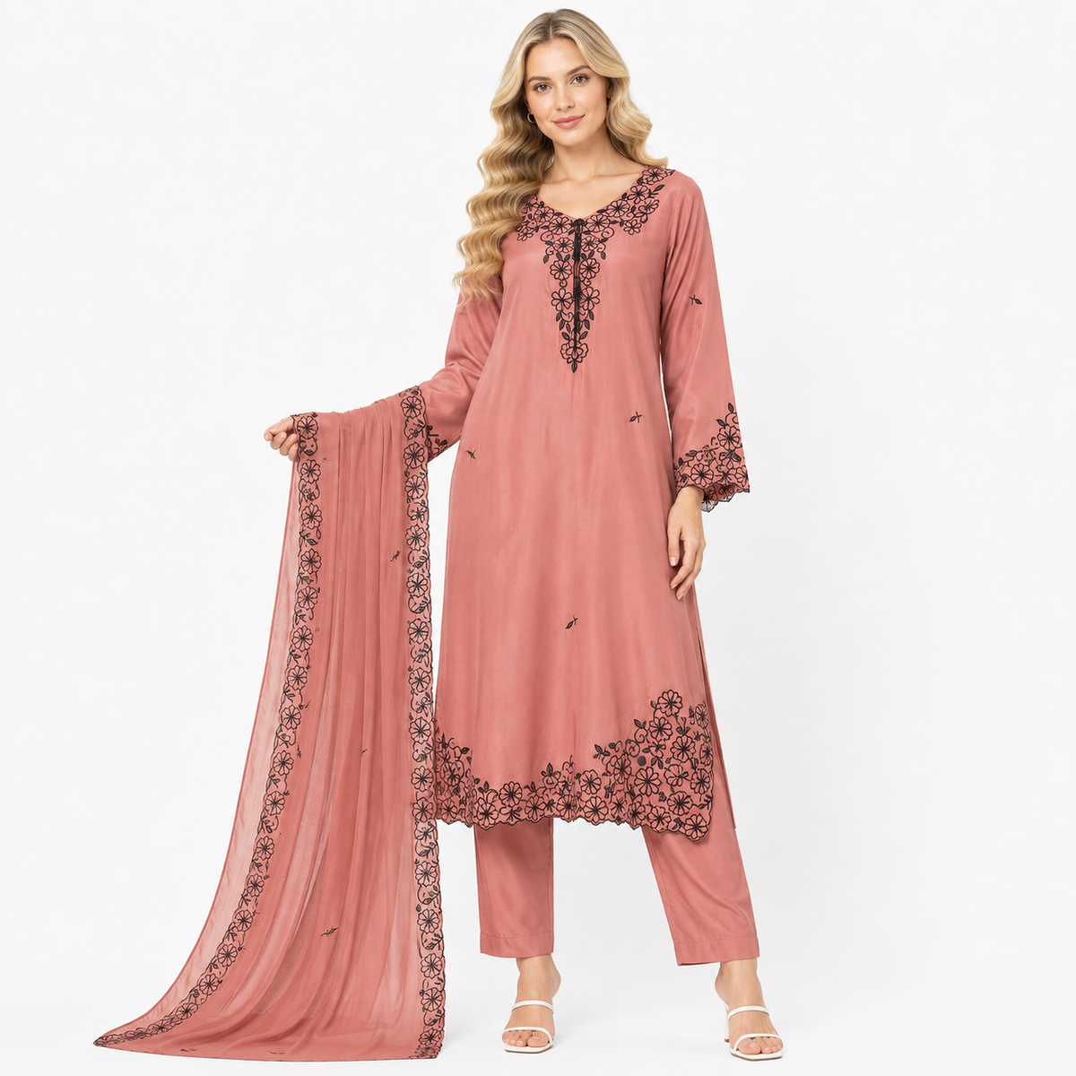 Embroidery SUIT PLUS