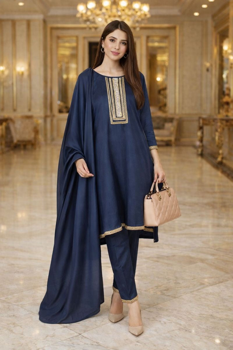 VELVET SUIT FREE SIZE TILL TO XL