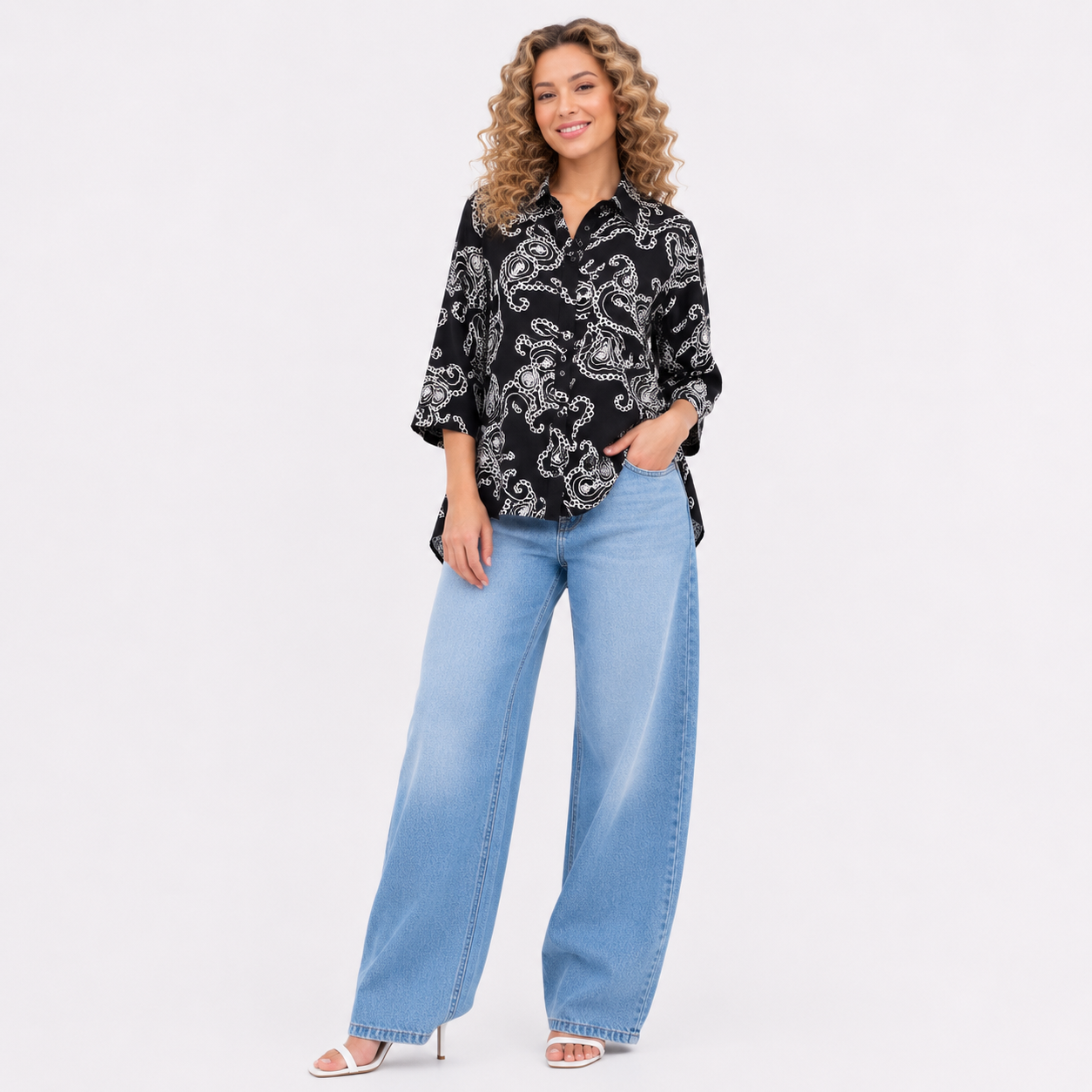 AMBIYA THREAD WORK TOP