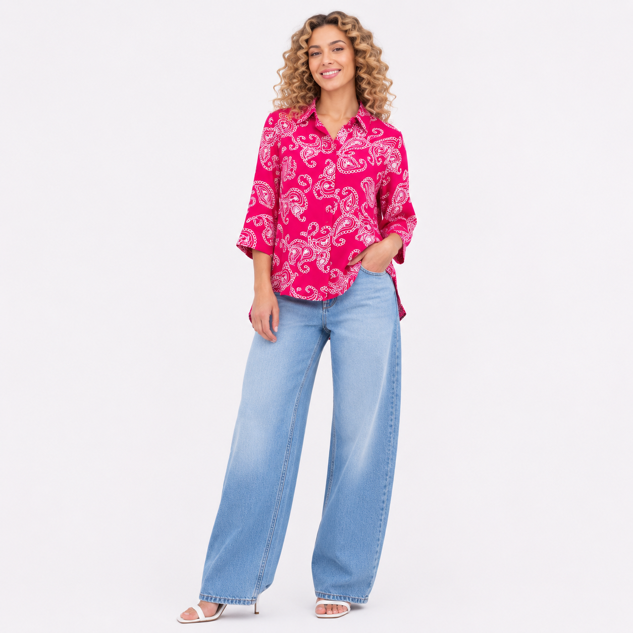 AMBIYA THREAD WORK TOP