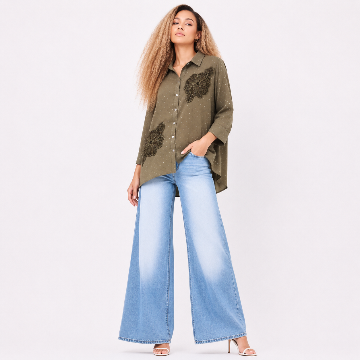 2 patch flower shirt style top