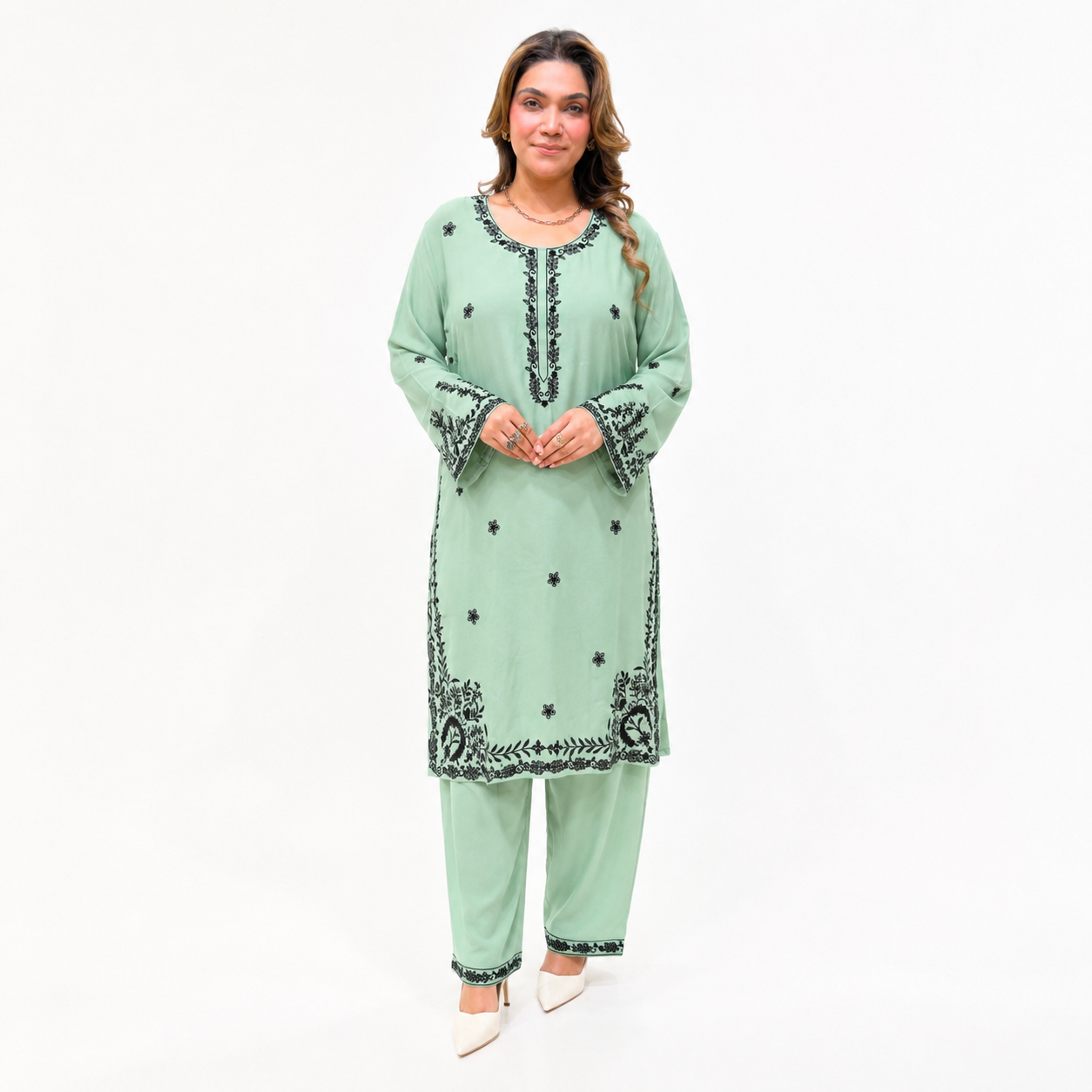 Embroidery  pakistani style kurti cord set