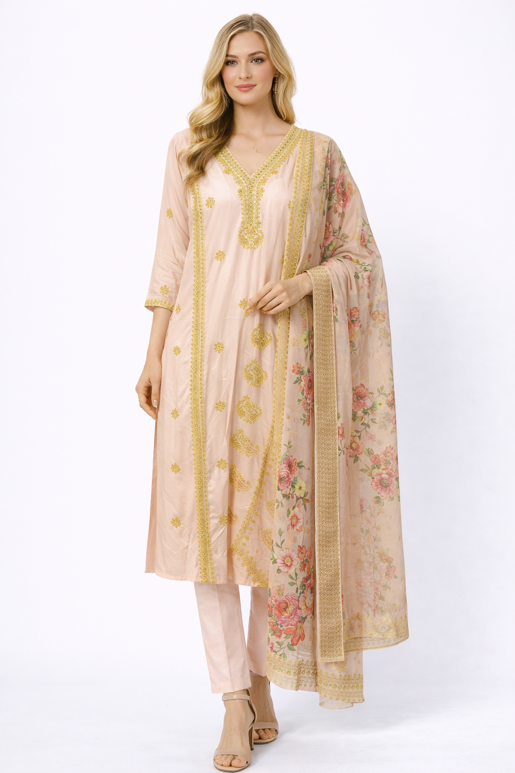 BEAUTIFUL THREAD WORK SUIT