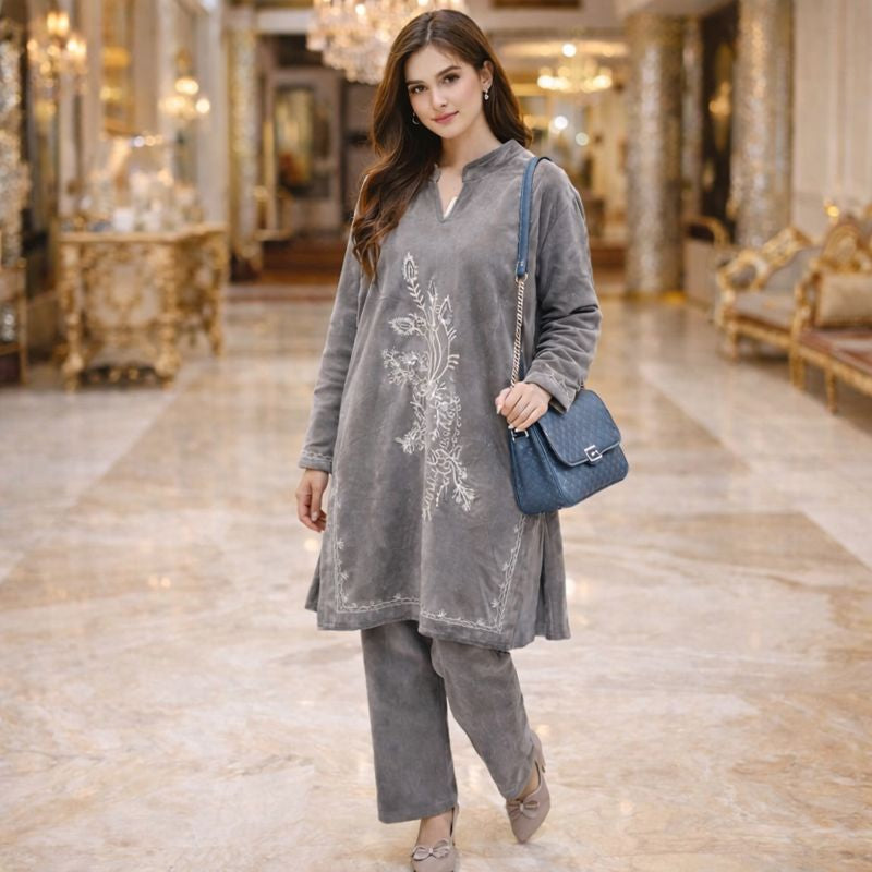 KASHMIRI EMBROIDARY VELVET CORD SET