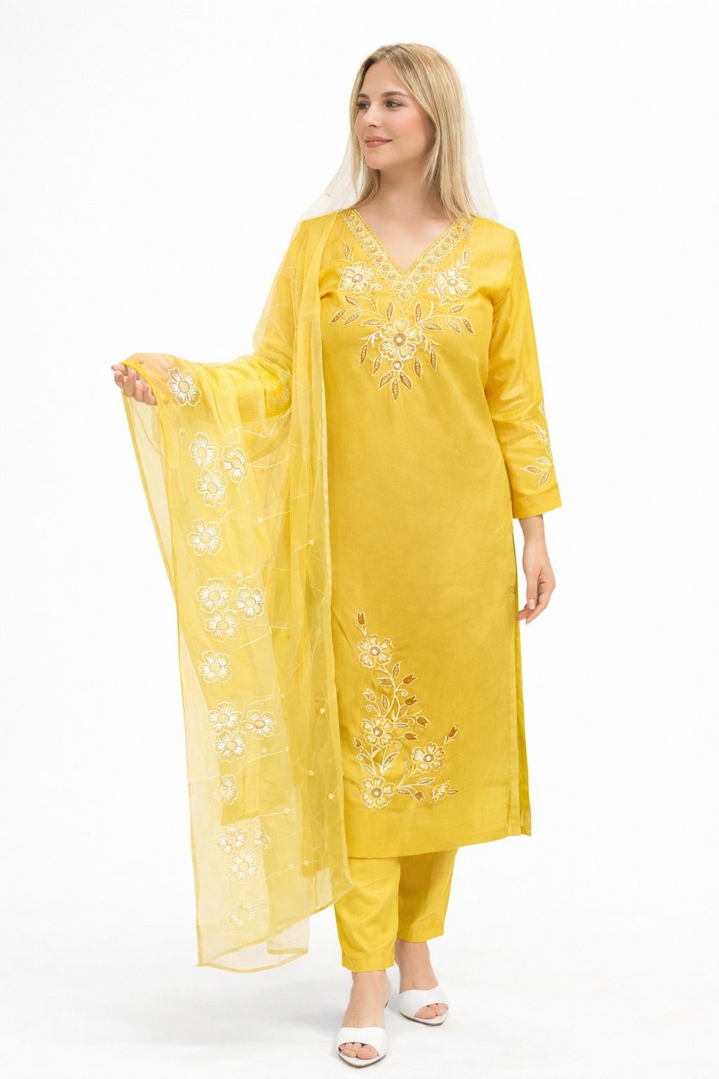 EMBROIDERY SUIT CUT DANA WORK
