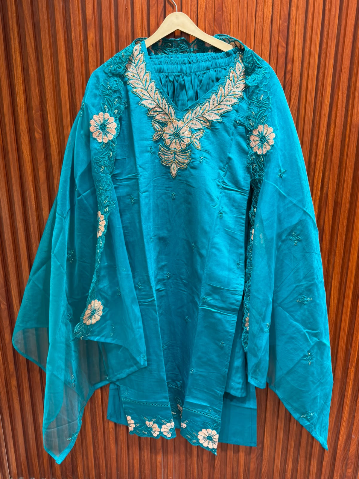 embroidery flower suit