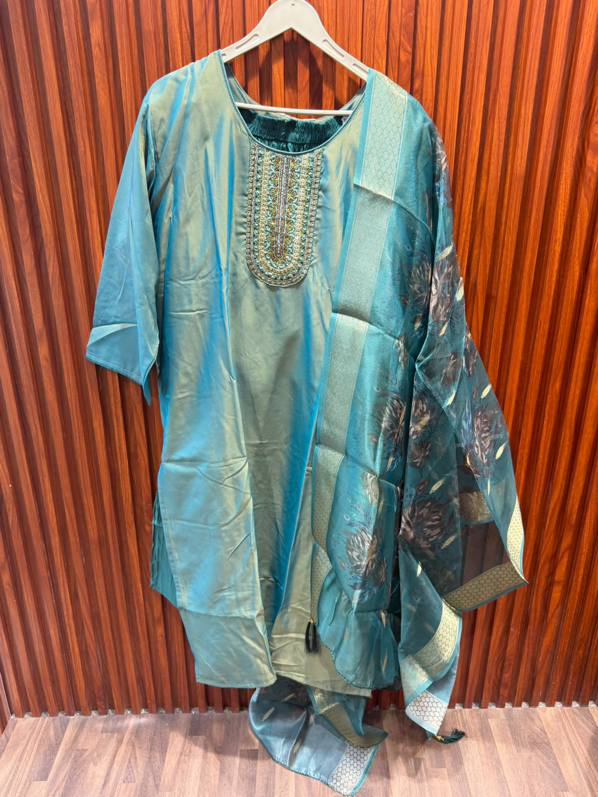 BLUE PRINTED CHUNNI SUIT