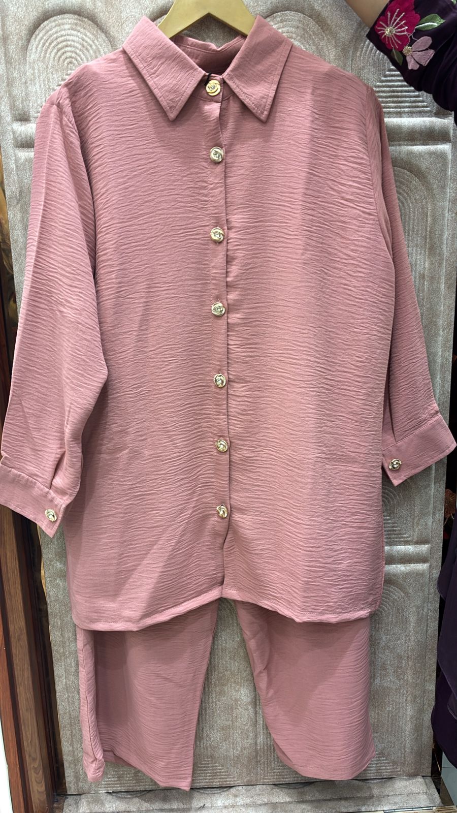 BUTTON DETAILING CORDSET