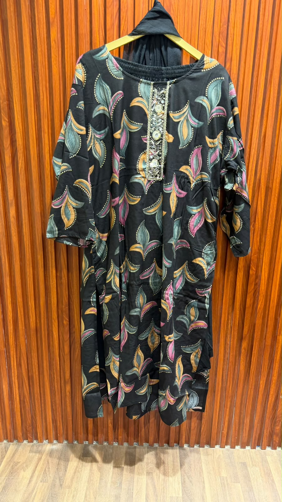 lily flower printe suit