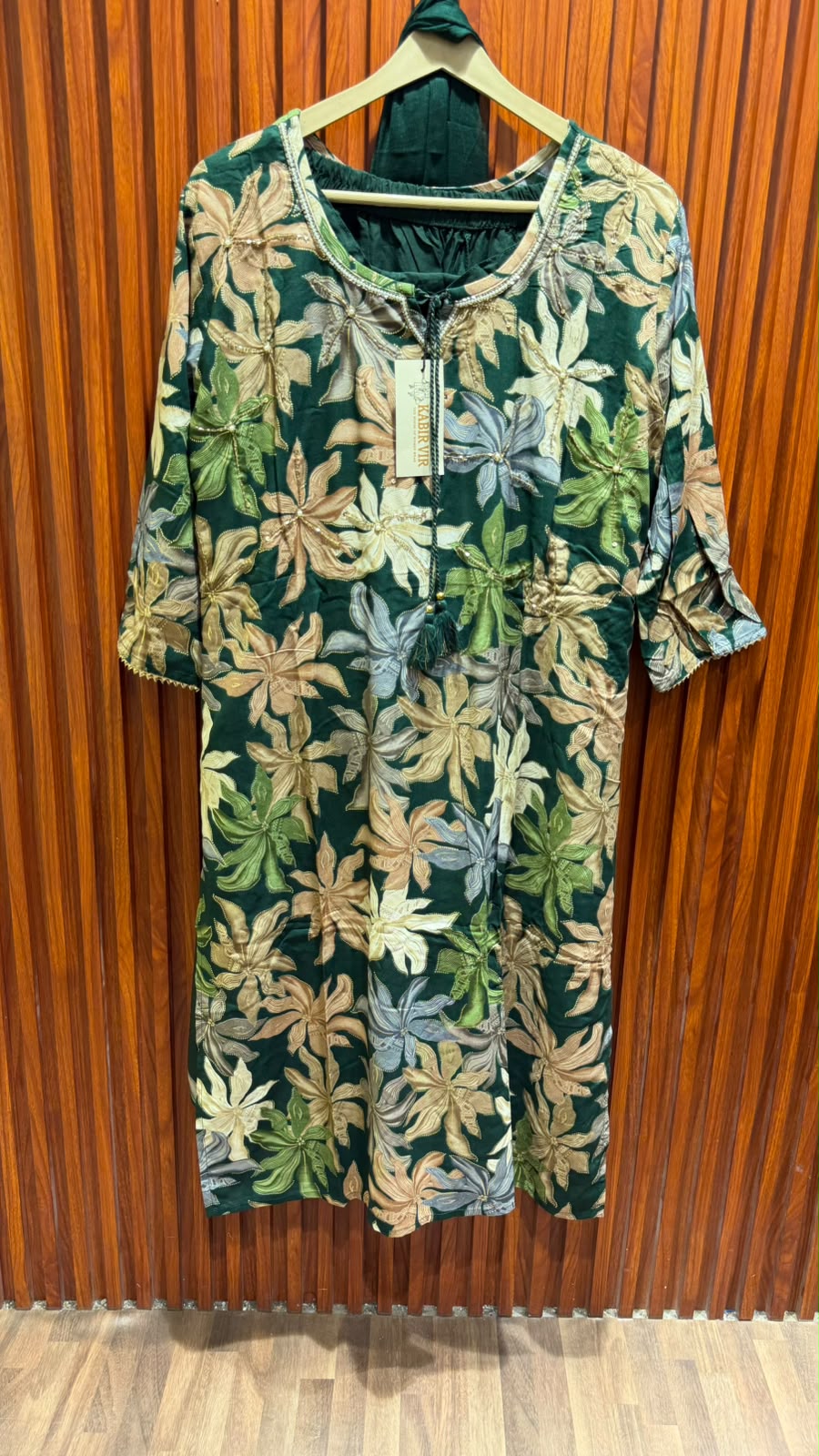 pink / green flower printe suit