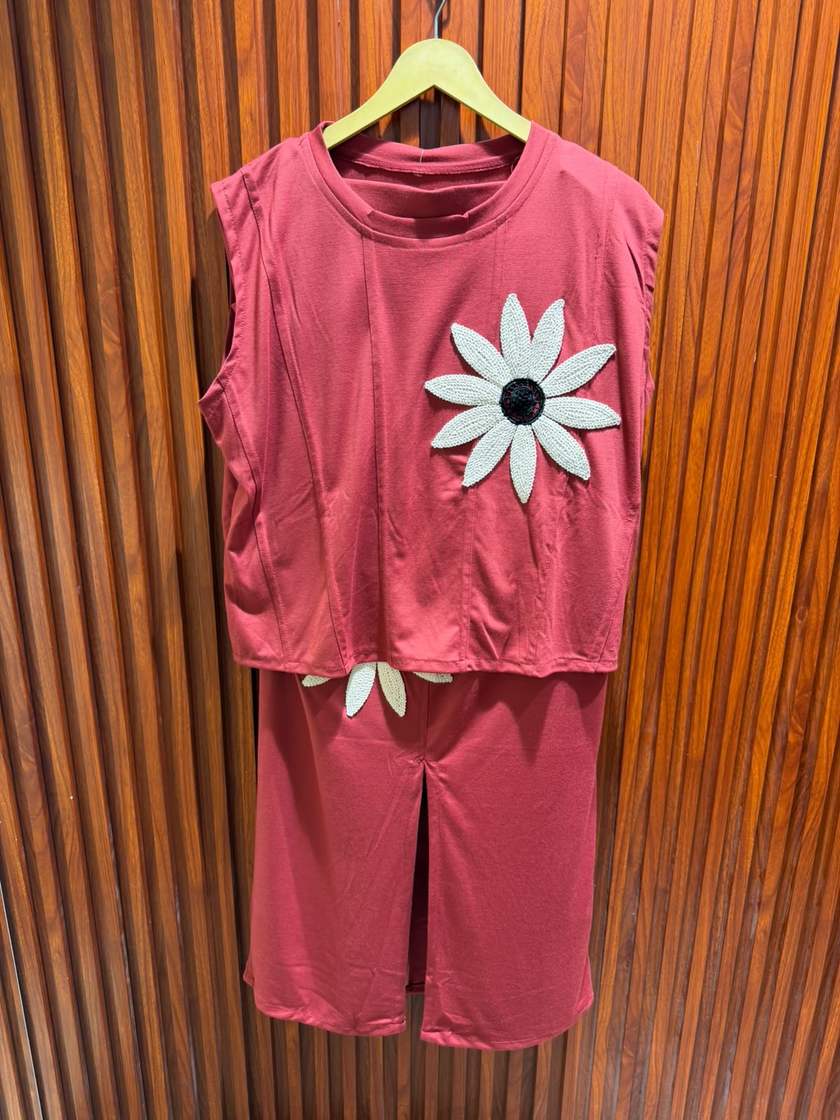 cut sleeve sunflower patch top skirt