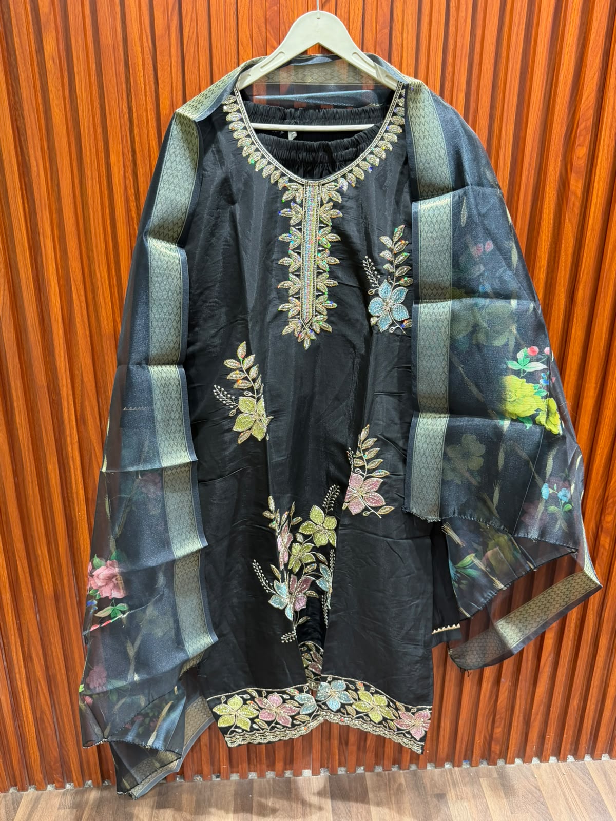 printed chunni with multicolor flower suits
