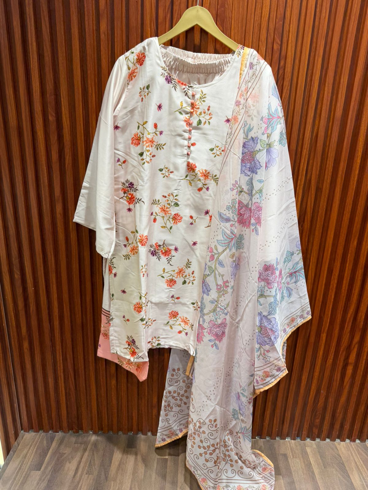 flower printed light shade suit