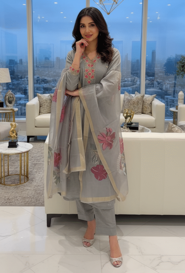 Trending Grey Embroidered Suit | M (38) – 2XL (44)